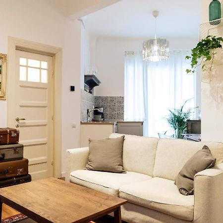 Lovely vintage double studio in city center Bucarest Esterno foto