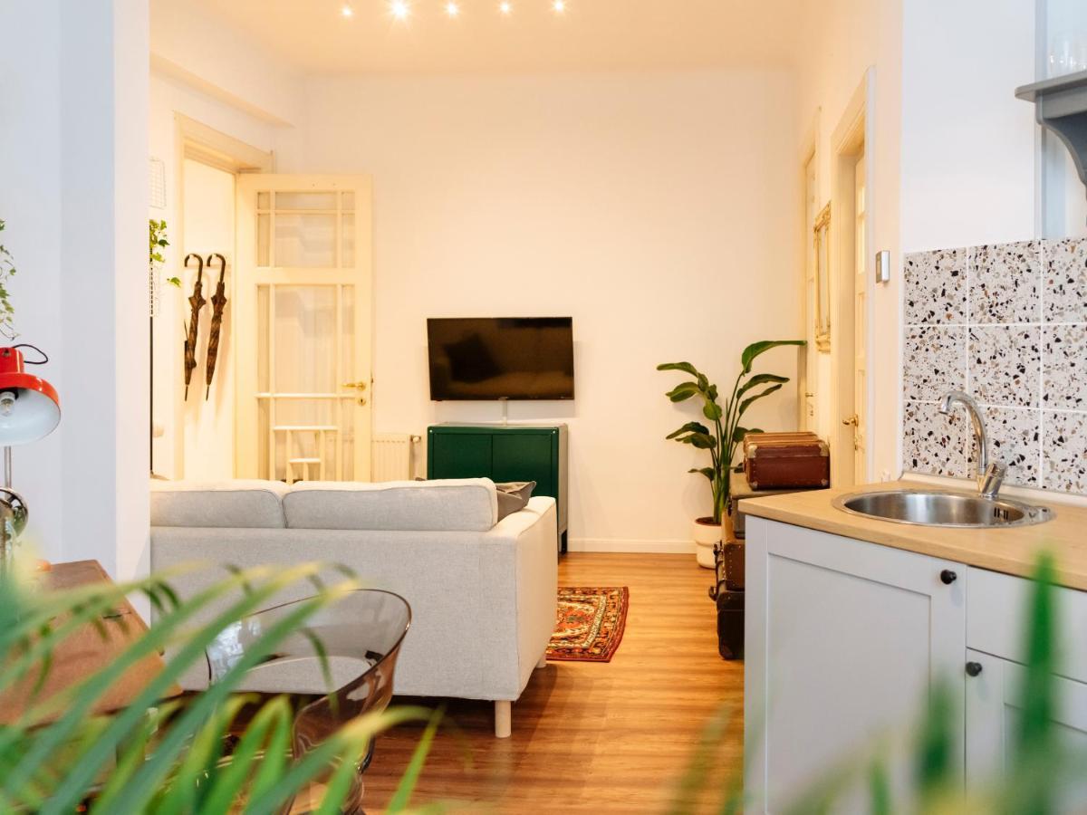 Lovely vintage double studio in city center Bucarest Esterno foto