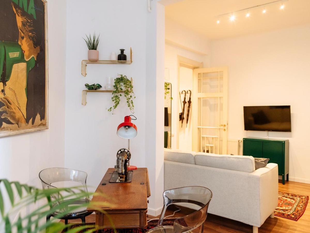 Lovely vintage double studio in city center Bucarest Esterno foto