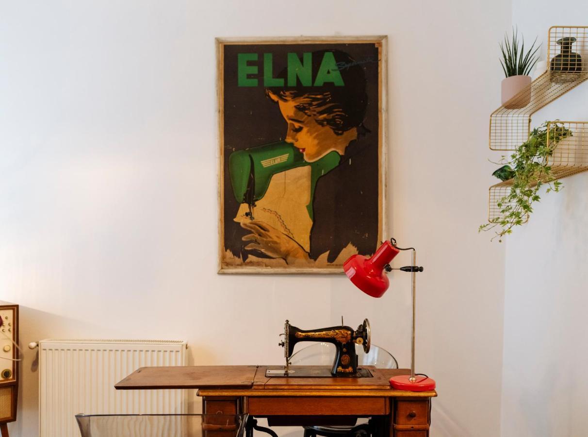 Lovely vintage double studio in city center Bucarest Esterno foto